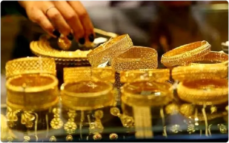 দেশের বাজারে ফের সোনার দামে পরিবর্তন